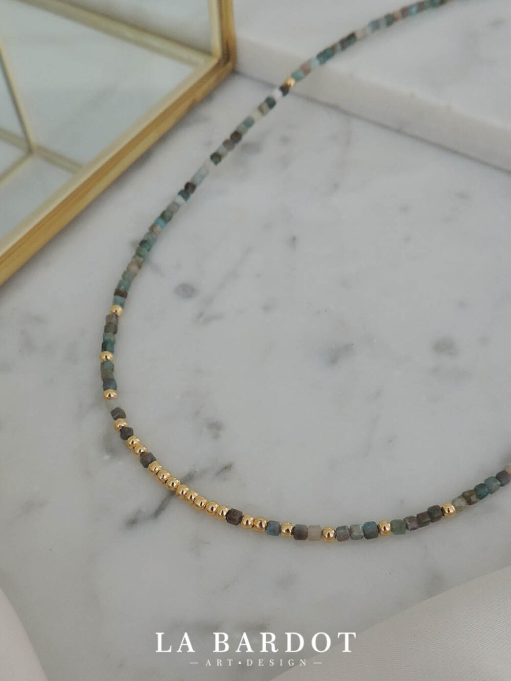 Collar Melé
