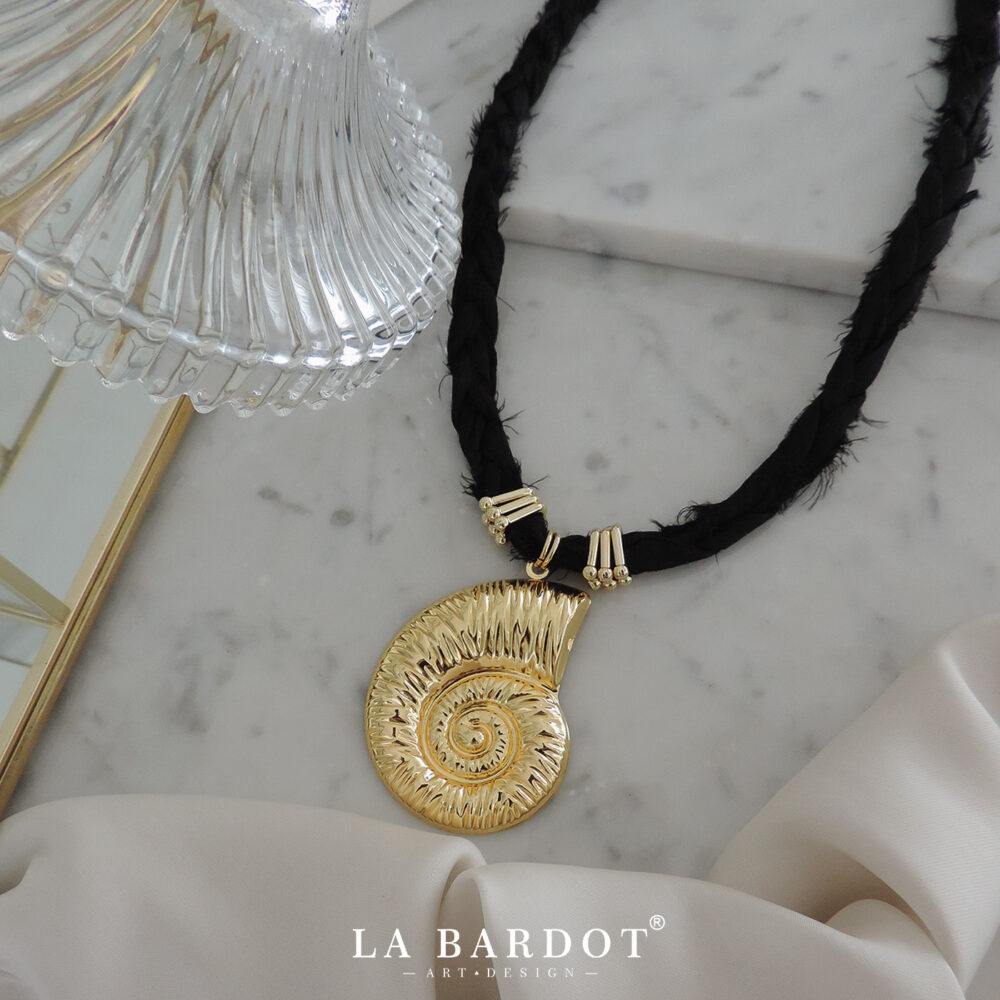 Collar Textil | Mumbai