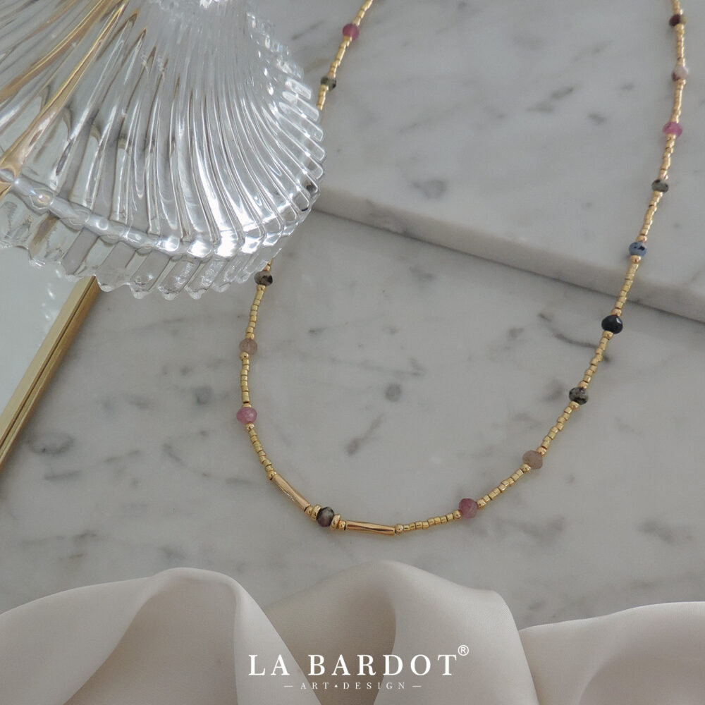 Collar Laminado en Oro | Ikebana