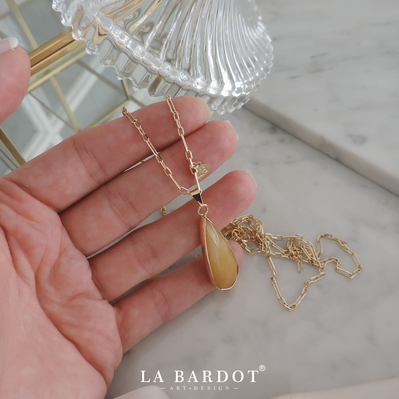 Collar Waikiki - Imagen 3