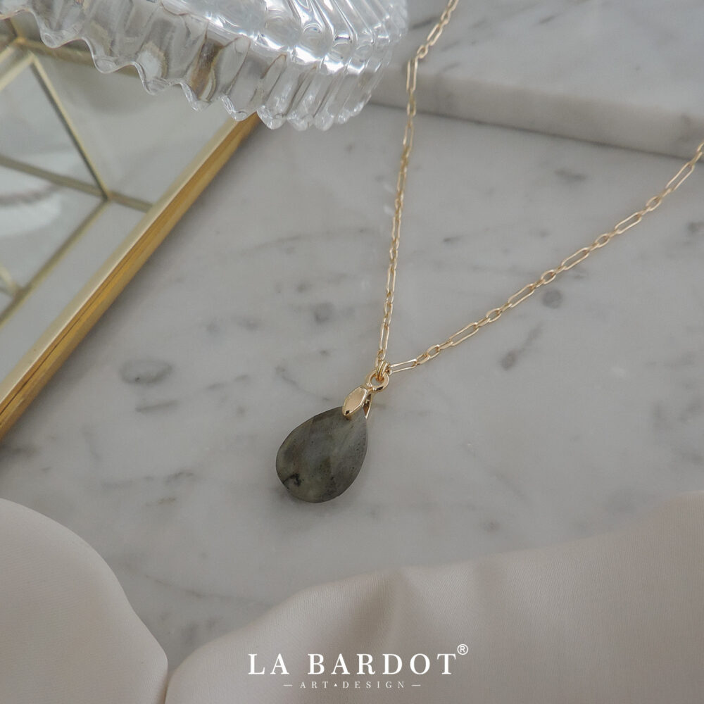 Collar Laminado en Oro | Labradorita