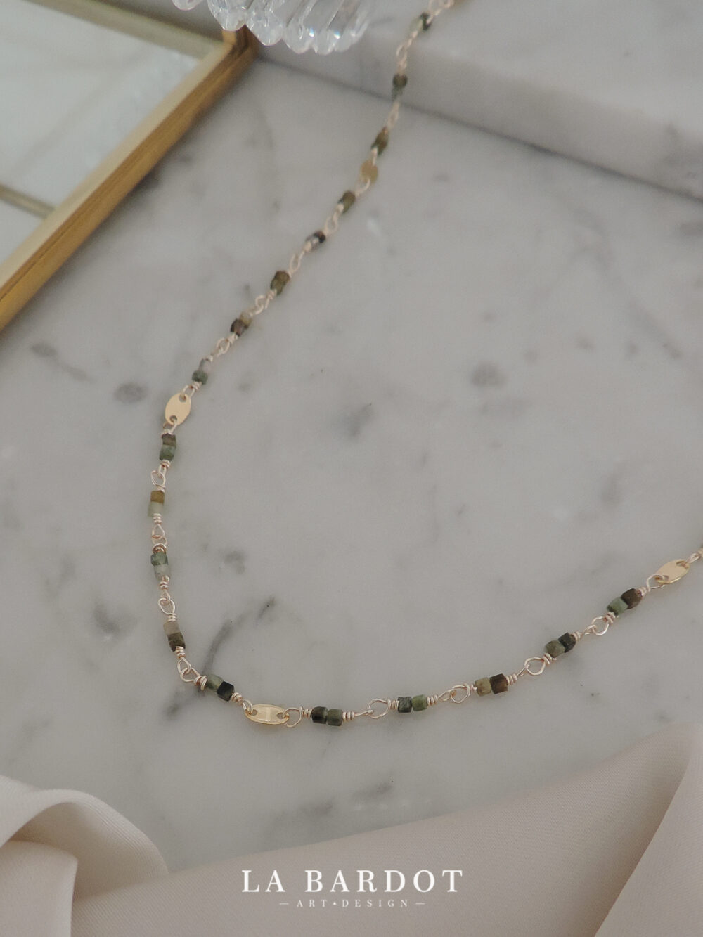 Collar Prado