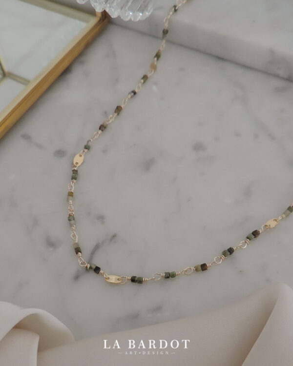 Collar Prado