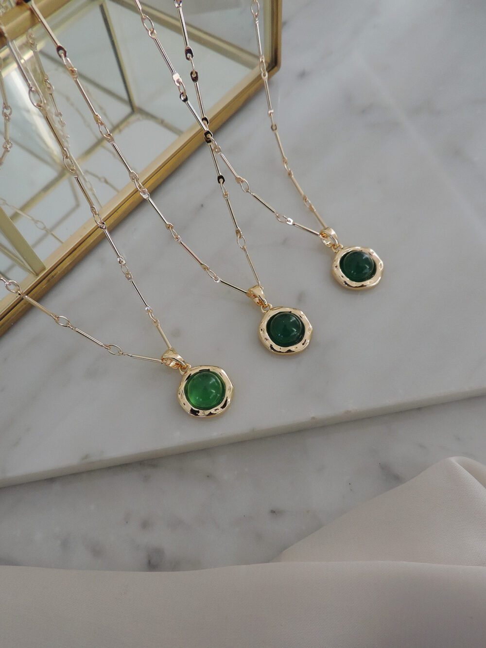Collar Eliseos