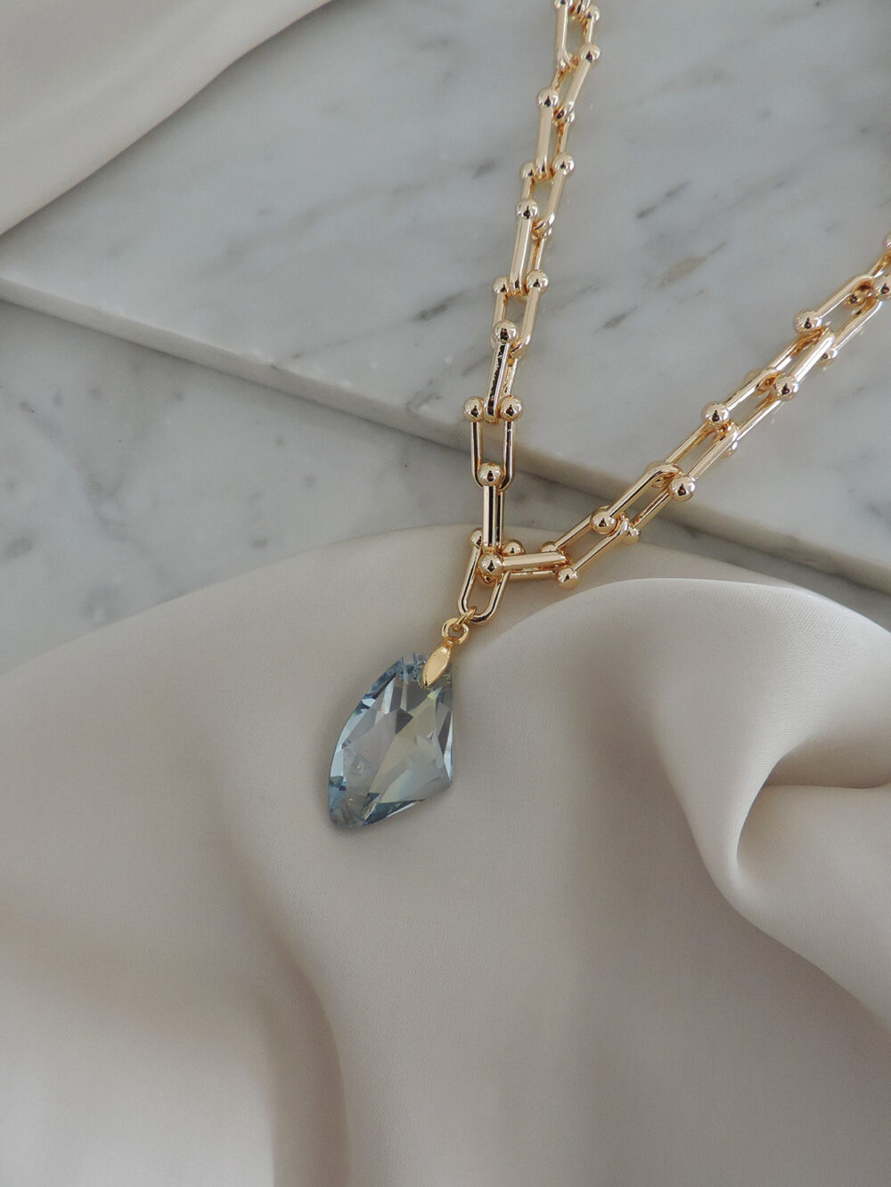 Collar Heller