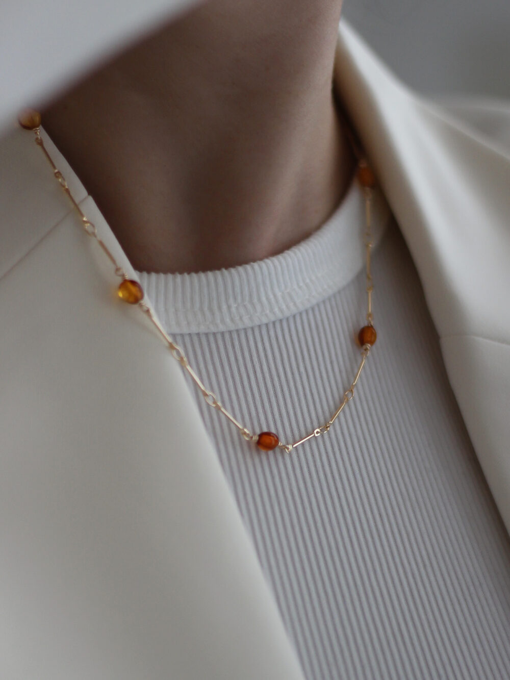 Collar Jantar