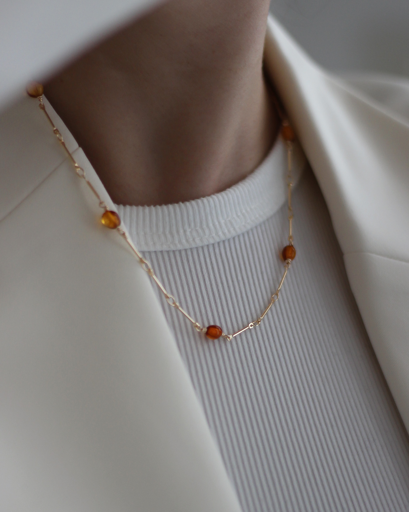 Collar Jantar