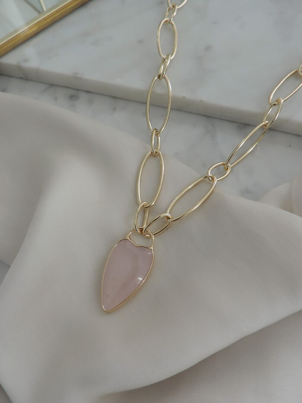 Collar Paix