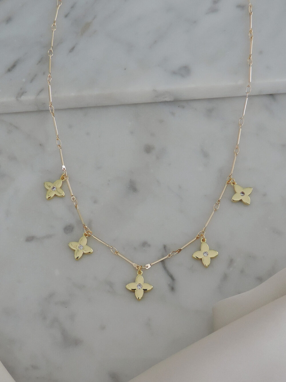 Collar Pètali