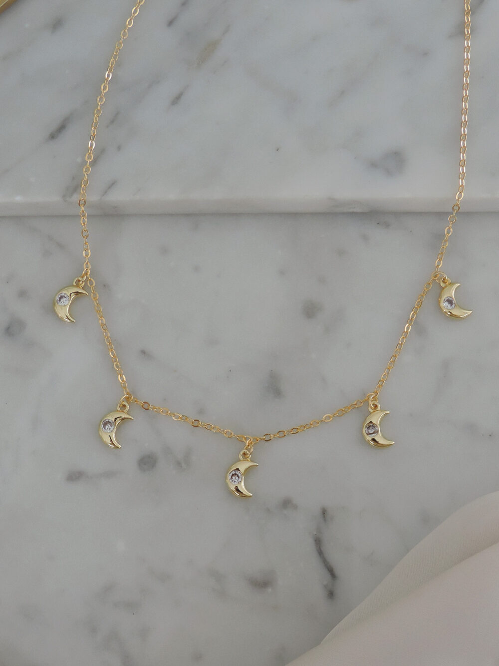 Collar Luni