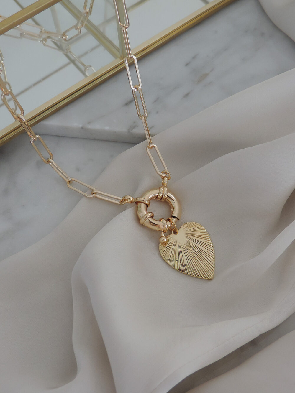 Collar Mel