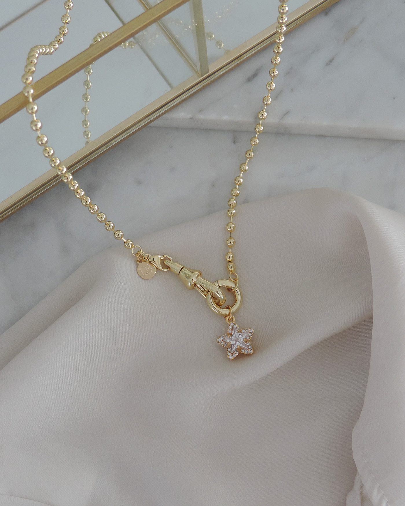 Collar Hoshi