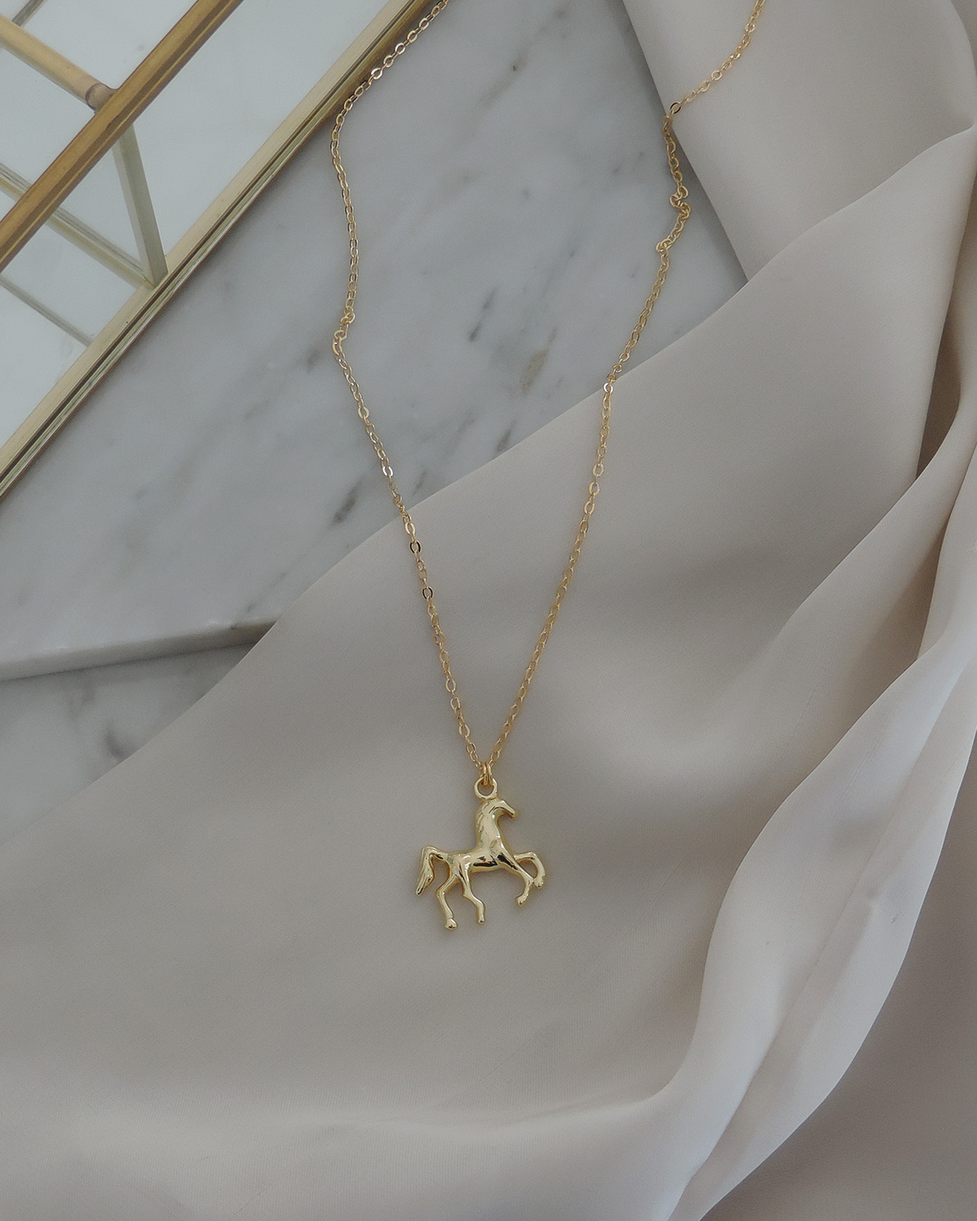 Collar Kůn