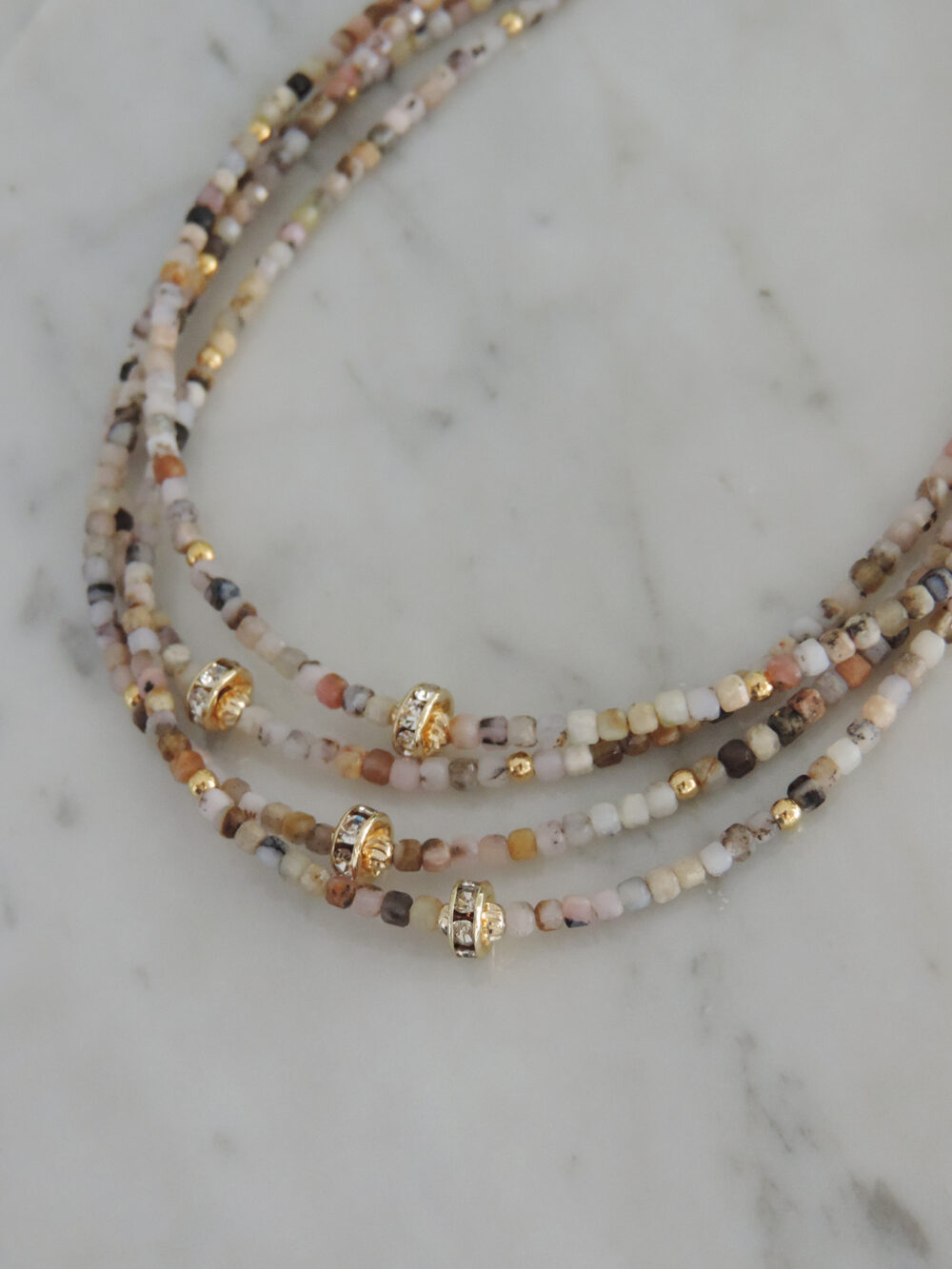 Collar Femelle