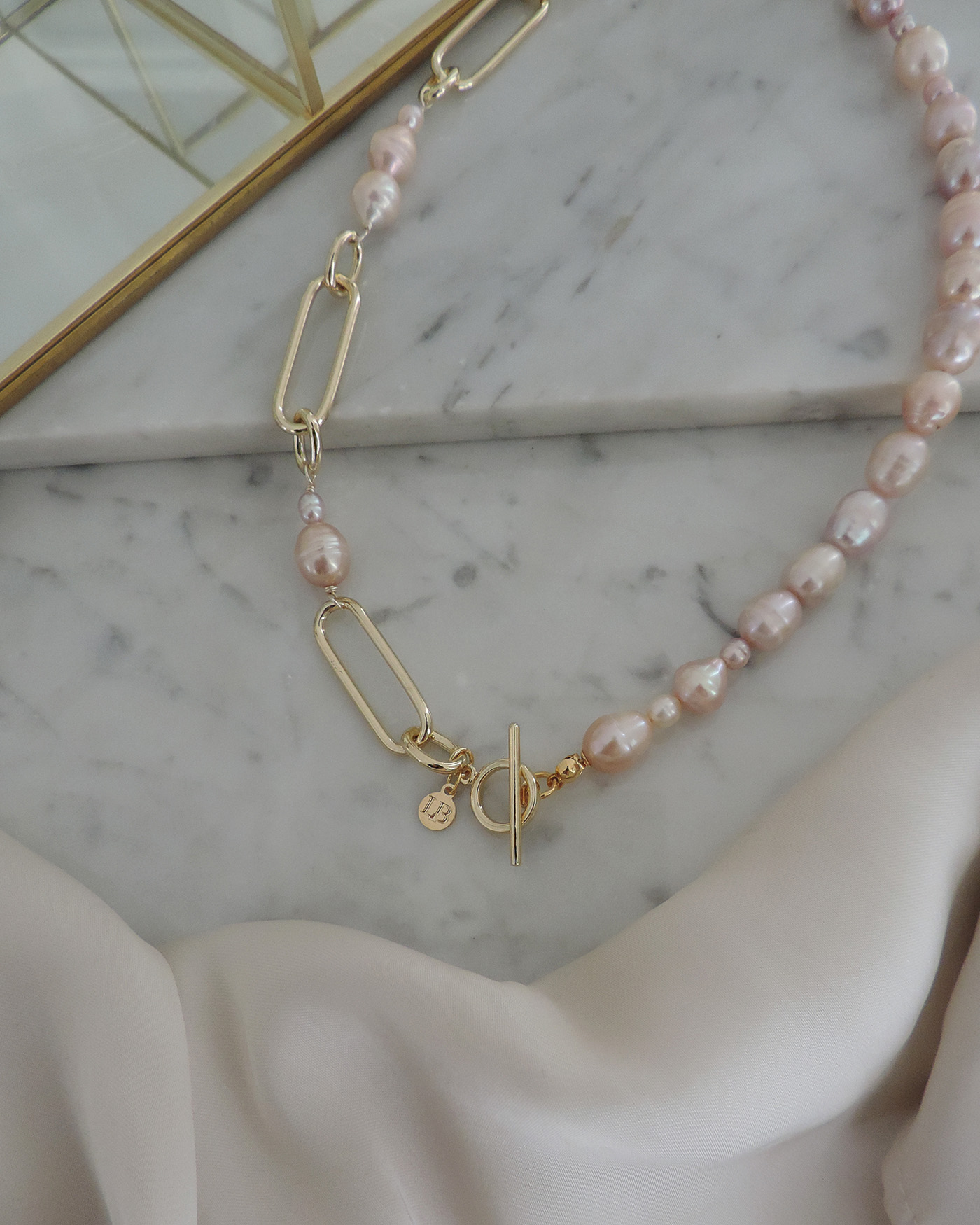 Collar Diana